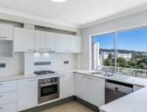 17/16 Grosvenor Road, INDOOROOPILLY, QLD 4068 AUS