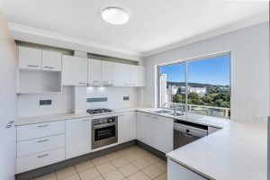 17/16 Grosvenor Road, INDOOROOPILLY, QLD 4068 AUS
