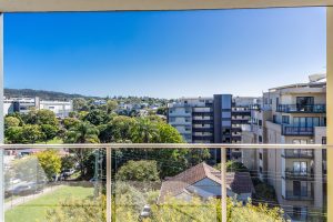 17/16 Grosvenor Road, INDOOROOPILLY, QLD 4068 AUS