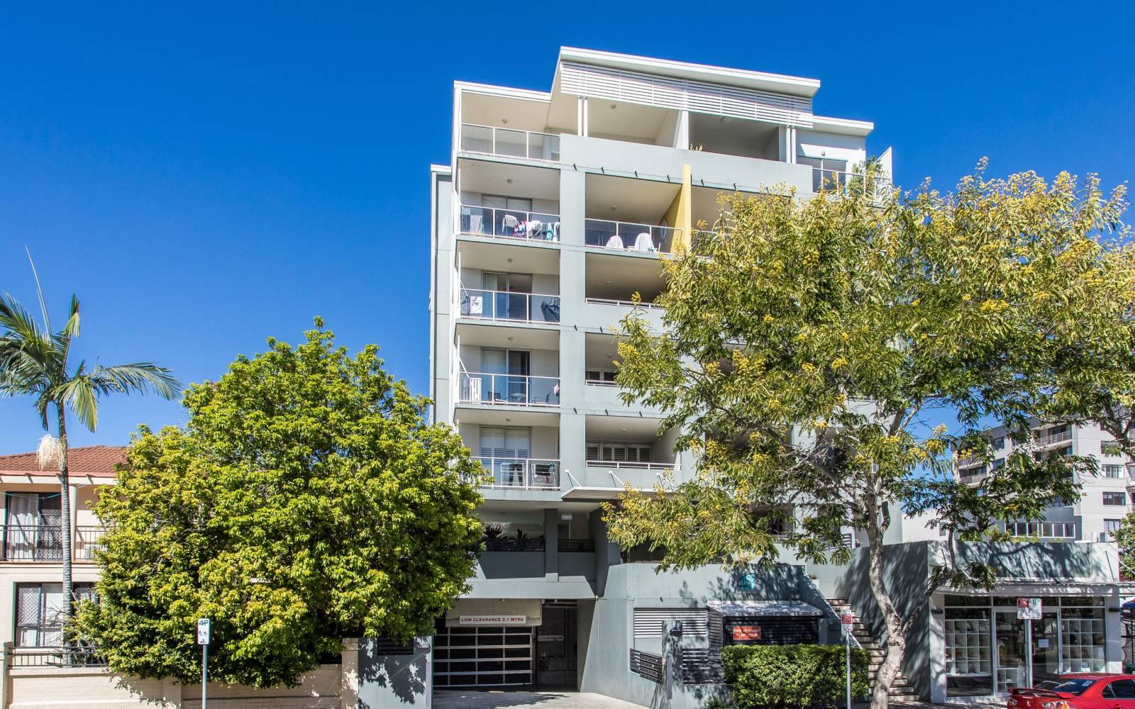 17/16 Grosvenor Road, INDOOROOPILLY, QLD 4068 AUS