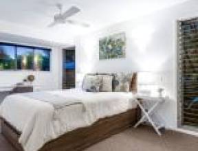 25 Stanfell Street, CORINDA, QLD 4075 AUS