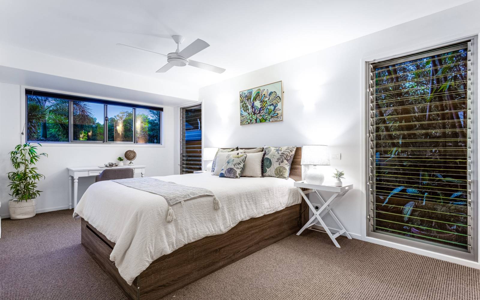 25 Stanfell Street, CORINDA, QLD 4075 AUS