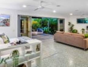 25 Stanfell Street, CORINDA, QLD 4075 AUS