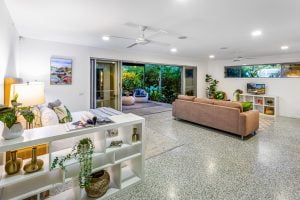 25 Stanfell Street, CORINDA, QLD 4075 AUS
