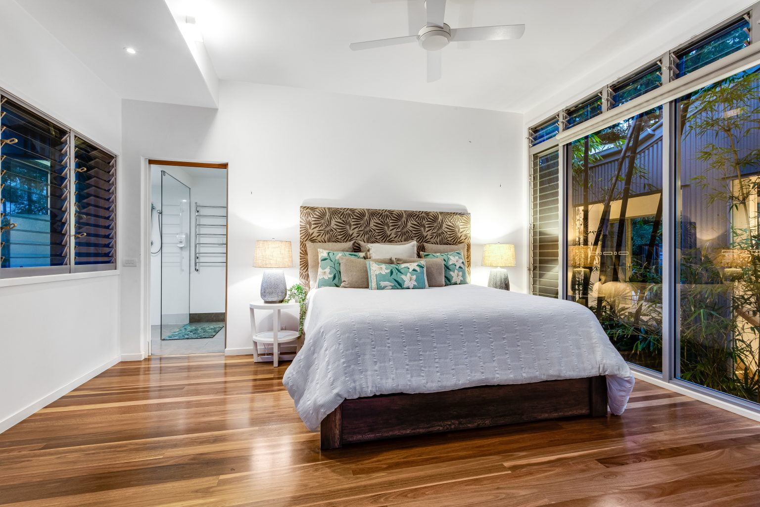 25 Stanfell Street, CORINDA, QLD 4075 AUS
