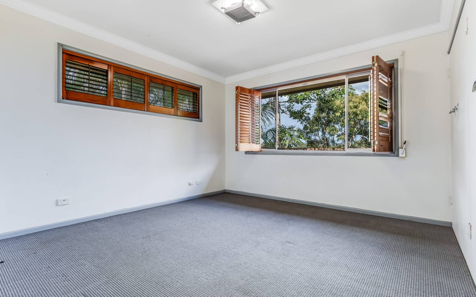 1030 South Pine Road, EVERTON HILLS, QLD 4053 AUS