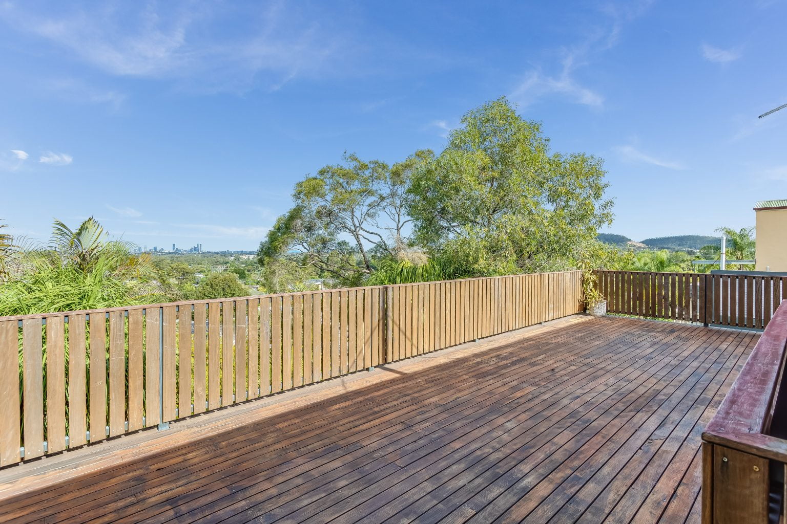 1030 South Pine Road, EVERTON HILLS, QLD 4053 AUS