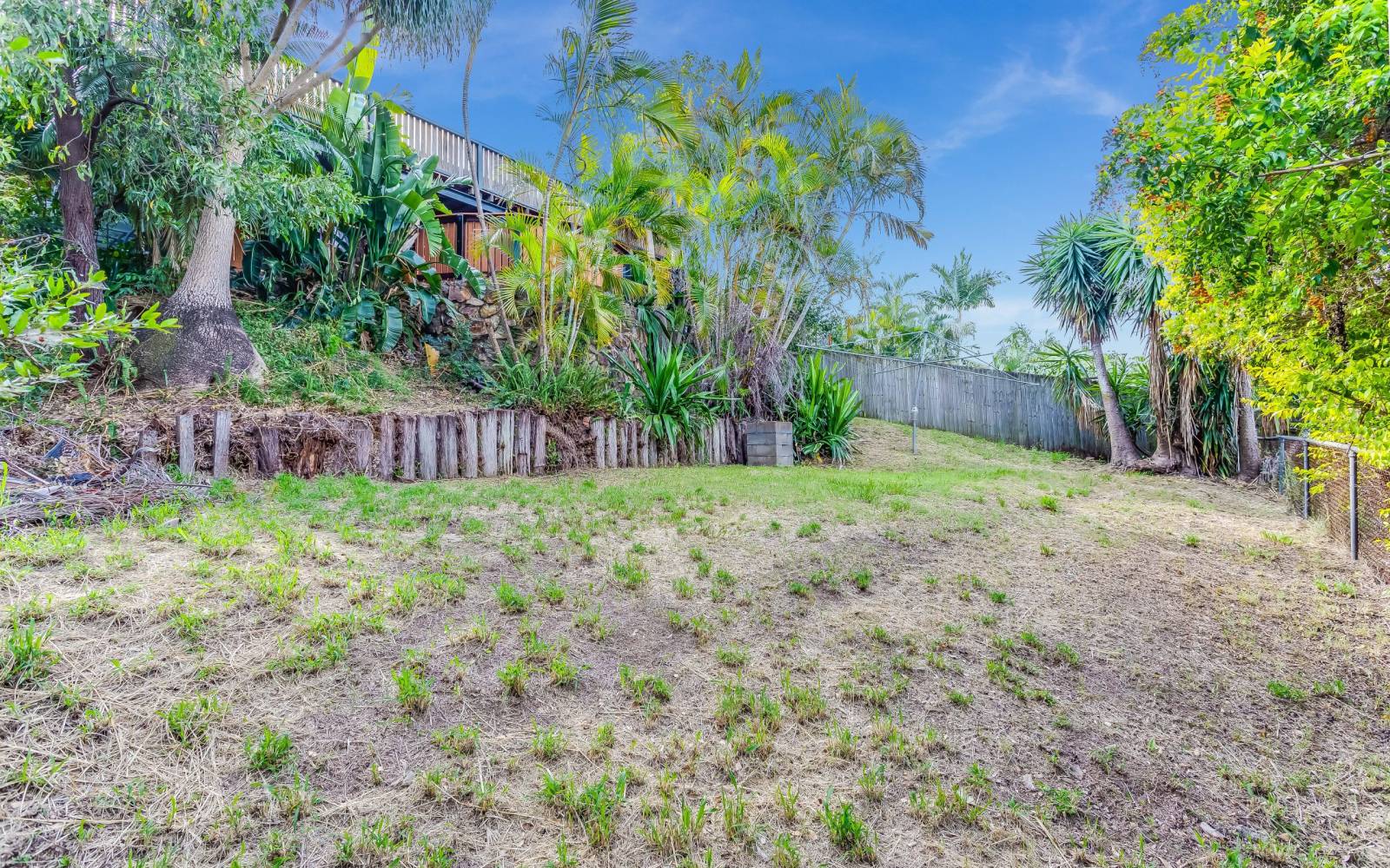 1030 South Pine Road, EVERTON HILLS, QLD 4053 AUS