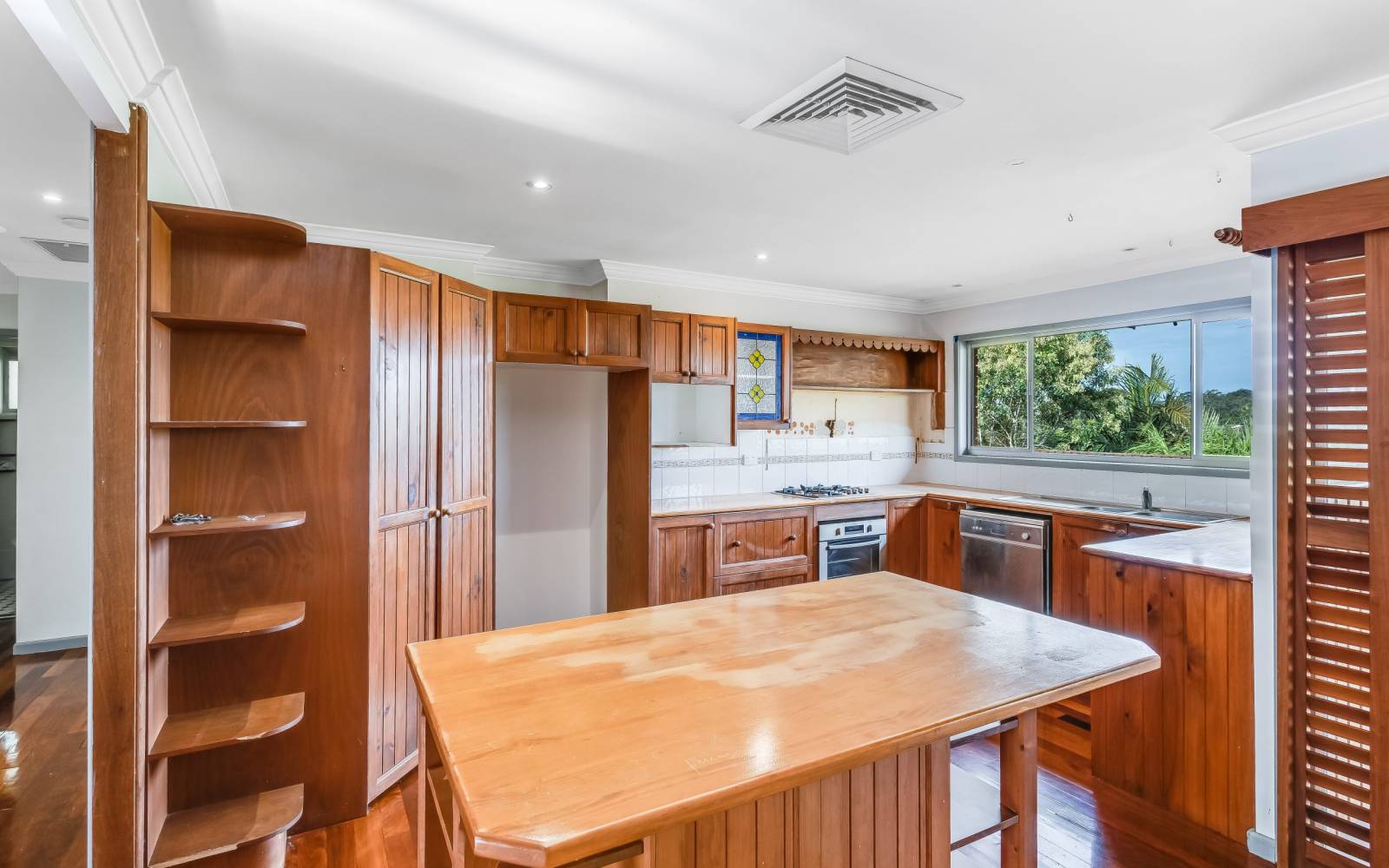 1030 South Pine Road, EVERTON HILLS, QLD 4053 AUS