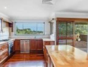 1030 South Pine Road, EVERTON HILLS, QLD 4053 AUS