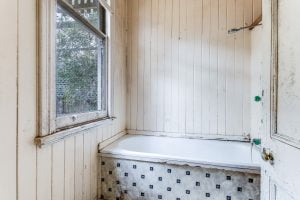 33 Sedgebrook Street, SPRING HILL, QLD 4000 AUS