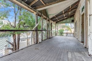 33 Sedgebrook Street, SPRING HILL, QLD 4000 AUS