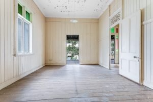 33 Sedgebrook Street, SPRING HILL, QLD 4000 AUS