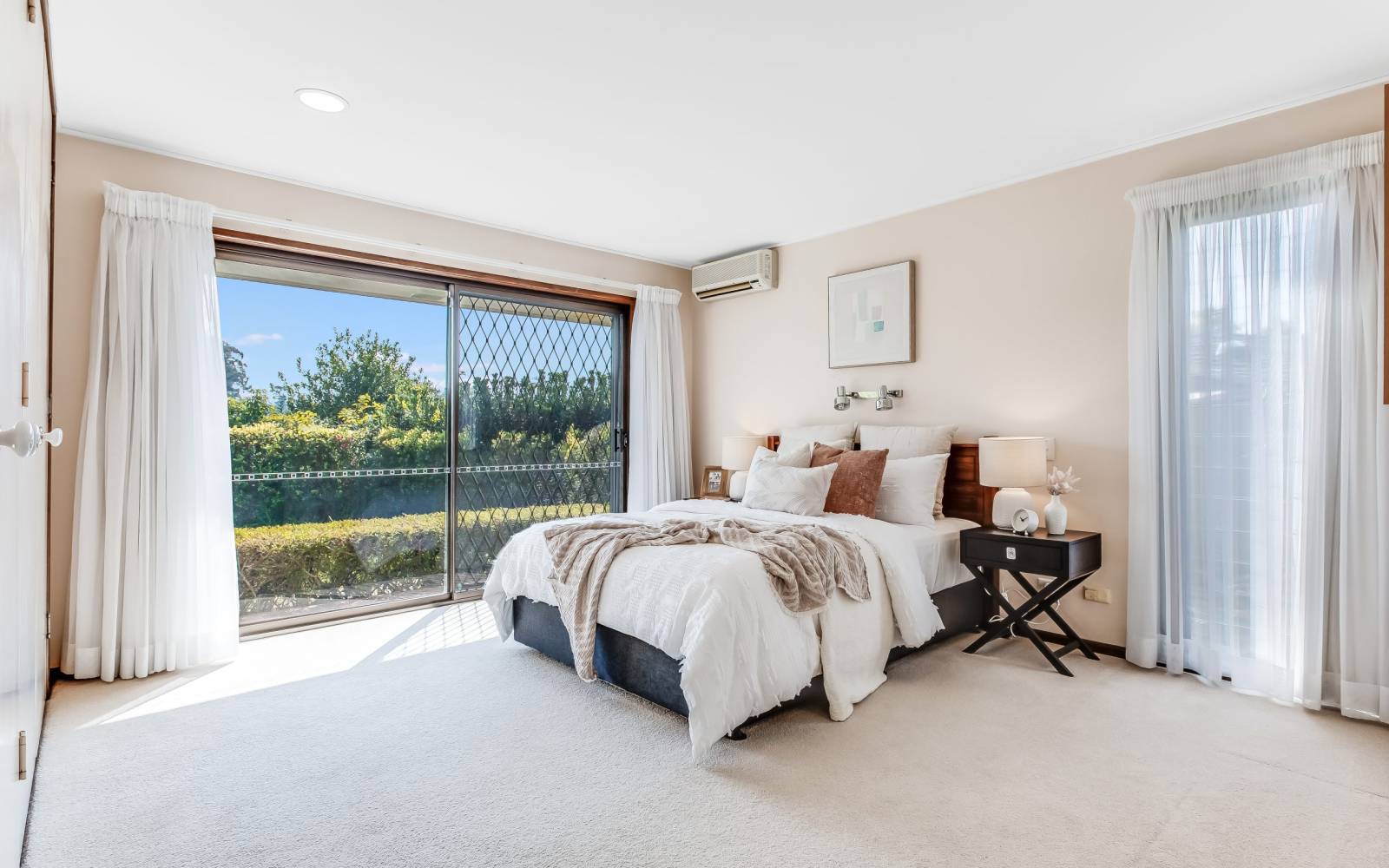 18 Roxburgh Street, KENMORE, QLD 4069 AUS