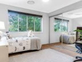 19 Backhousia Crescent, SINNAMON PARK, QLD 4073 AUS