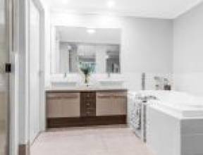 19 Backhousia Crescent, SINNAMON PARK, QLD 4073 AUS