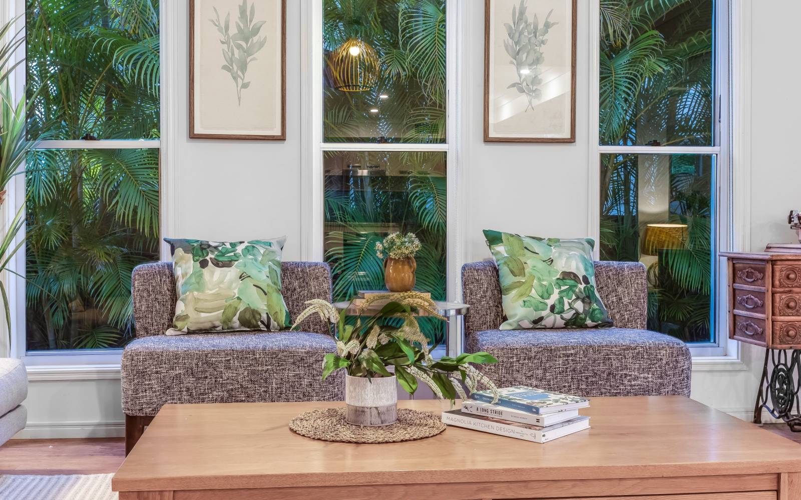 19 Backhousia Crescent, SINNAMON PARK, QLD 4073 AUS