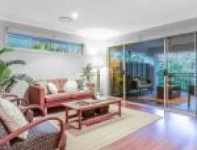 19 Backhousia Crescent, SINNAMON PARK, QLD 4073 AUS