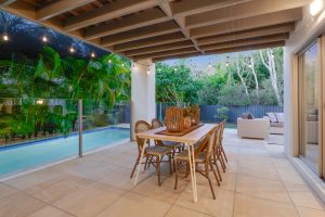19 Backhousia Crescent, SINNAMON PARK, QLD 4073 AUS