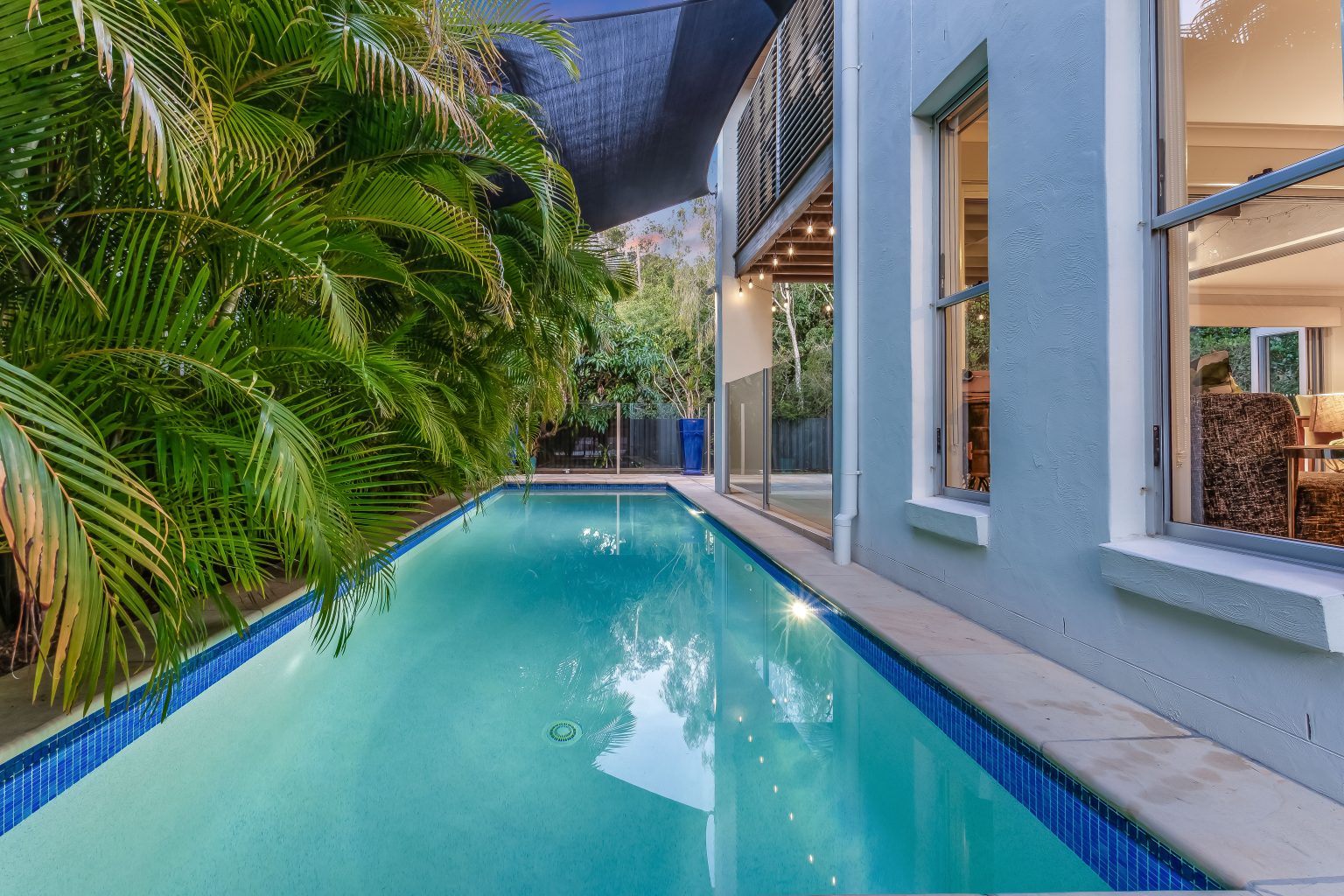 19 Backhousia Crescent, SINNAMON PARK, QLD 4073 AUS