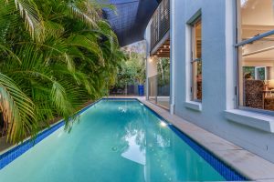 19 Backhousia Crescent, SINNAMON PARK, QLD 4073 AUS