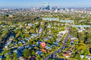 92 Boundary Road, BARDON, QLD 4065 AUS