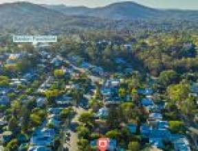 92 Boundary Road, BARDON, QLD 4065 AUS