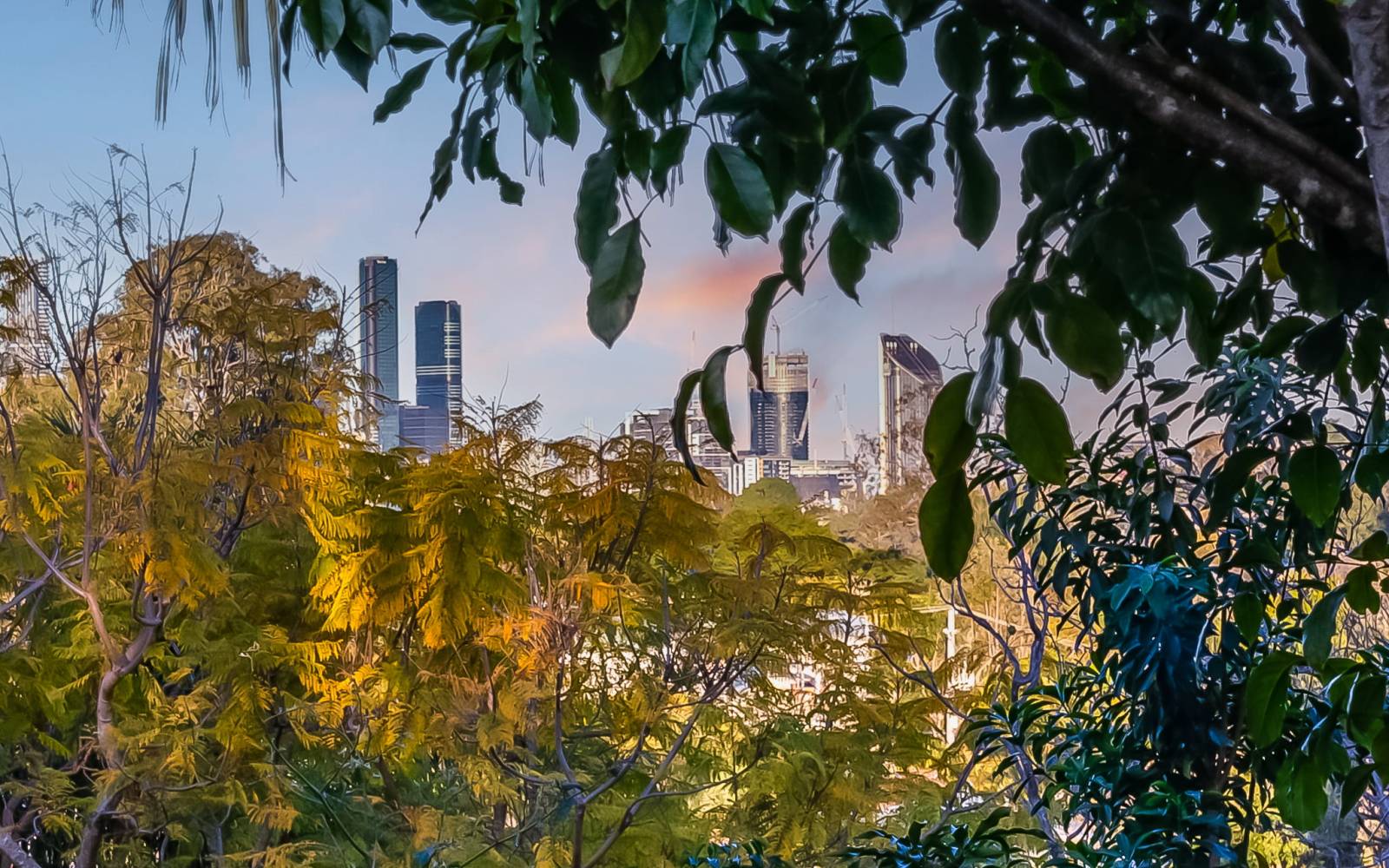 92 Boundary Road, BARDON, QLD 4065 AUS