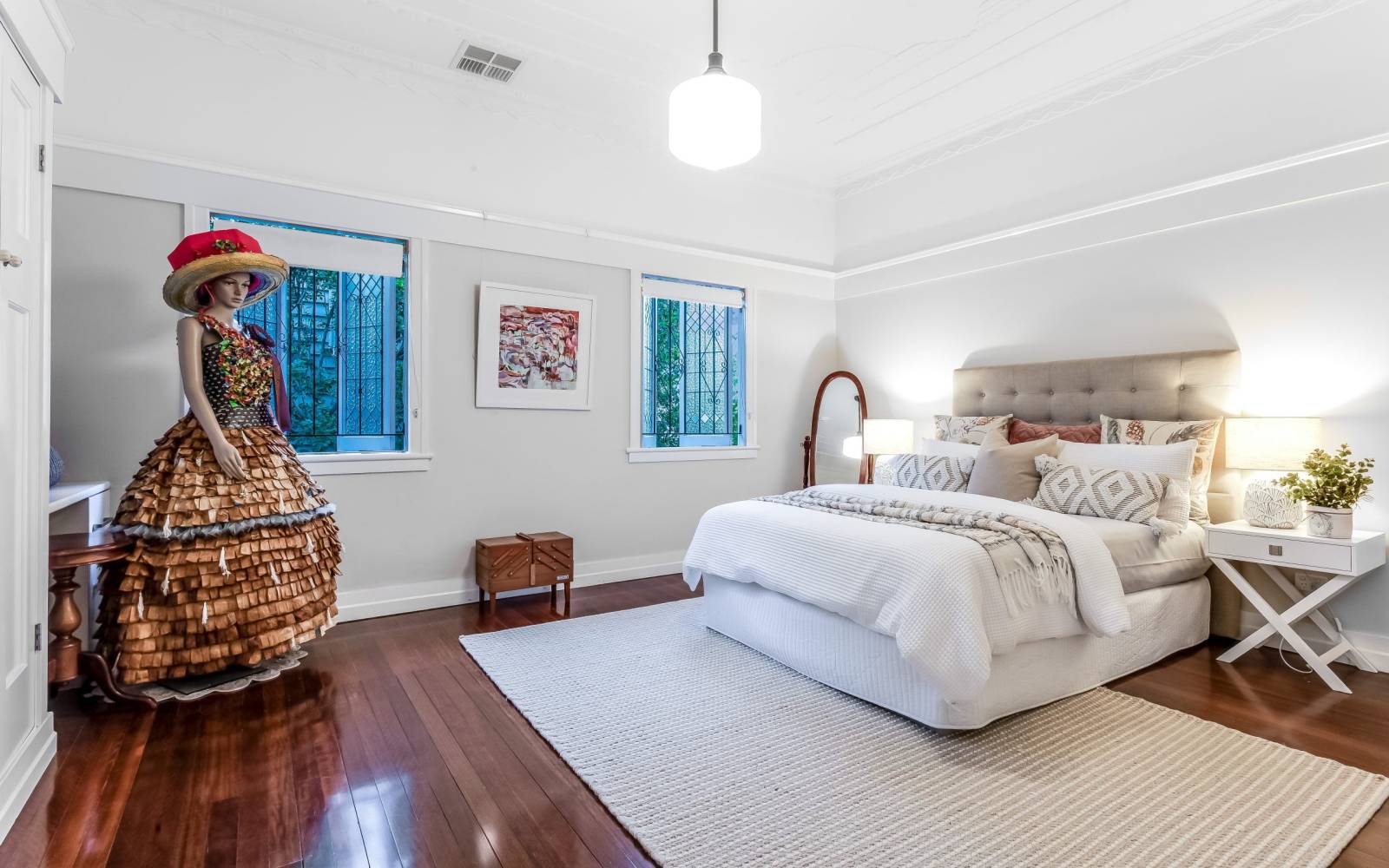 92 Boundary Road, BARDON, QLD 4065 AUS