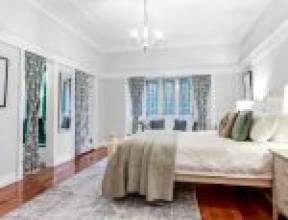 92 Boundary Road, BARDON, QLD 4065 AUS