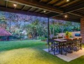 92 Boundary Road, BARDON, QLD 4065 AUS