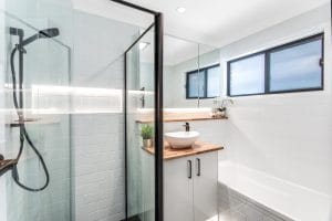4 Bond Street, ROCHEDALE SOUTH, QLD 4123 AUS