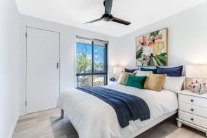 4 Bond Street, ROCHEDALE SOUTH, QLD 4123 AUS