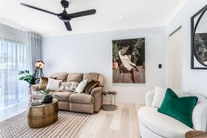 4 Bond Street, ROCHEDALE SOUTH, QLD 4123 AUS