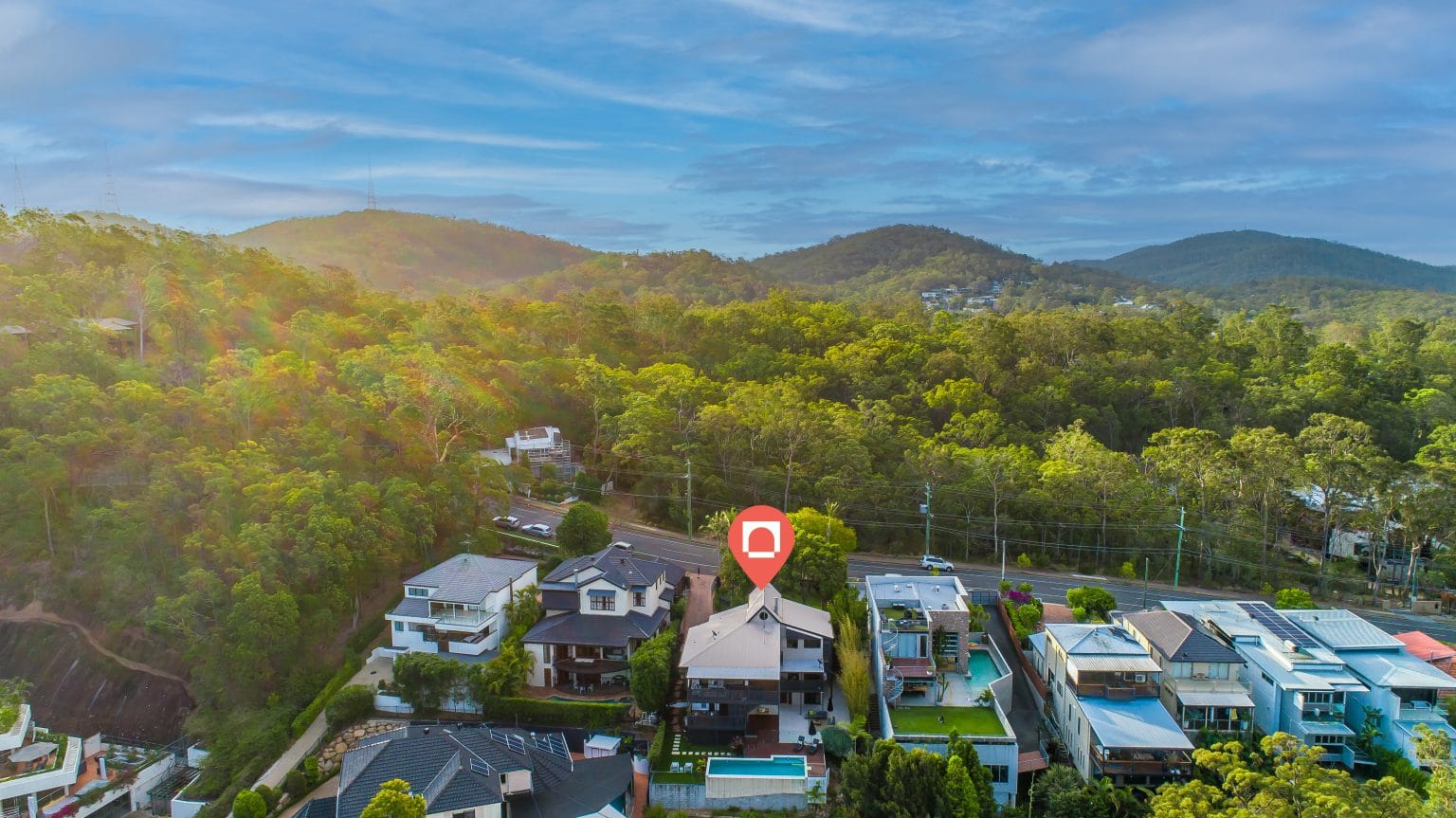 116 Stuartholme Road, BARDON, QLD 4065 AUS