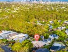 116 Stuartholme Road, BARDON, QLD 4065 AUS