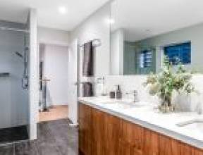 116 Stuartholme Road, BARDON, QLD 4065 AUS