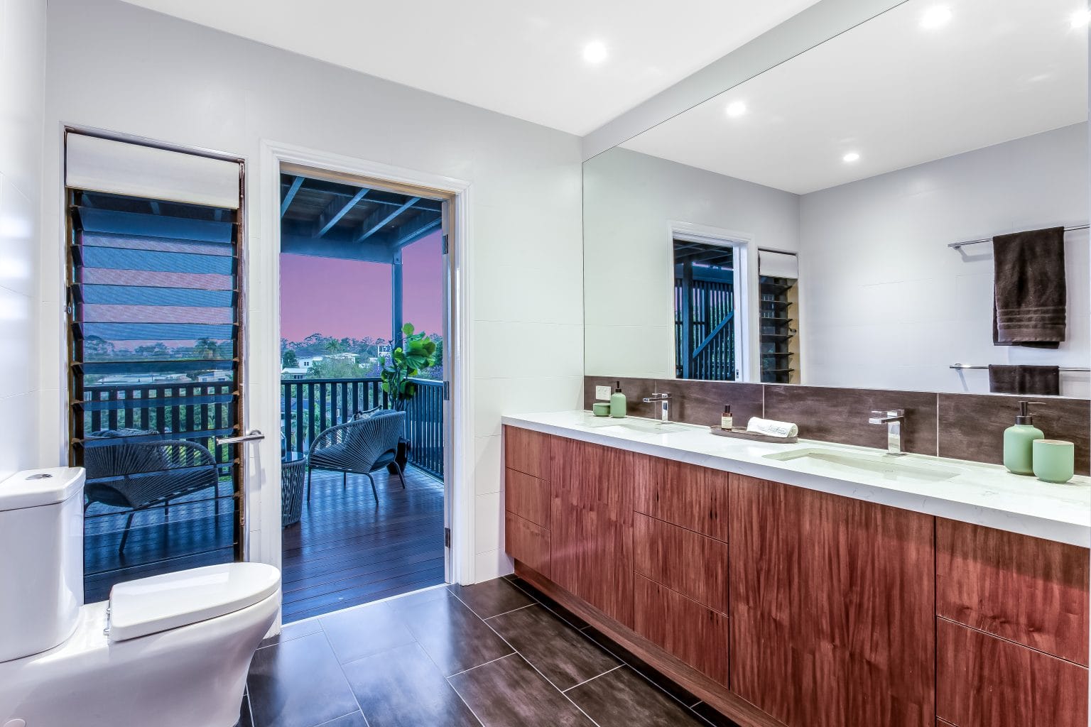 116 Stuartholme Road, BARDON, QLD 4065 AUS