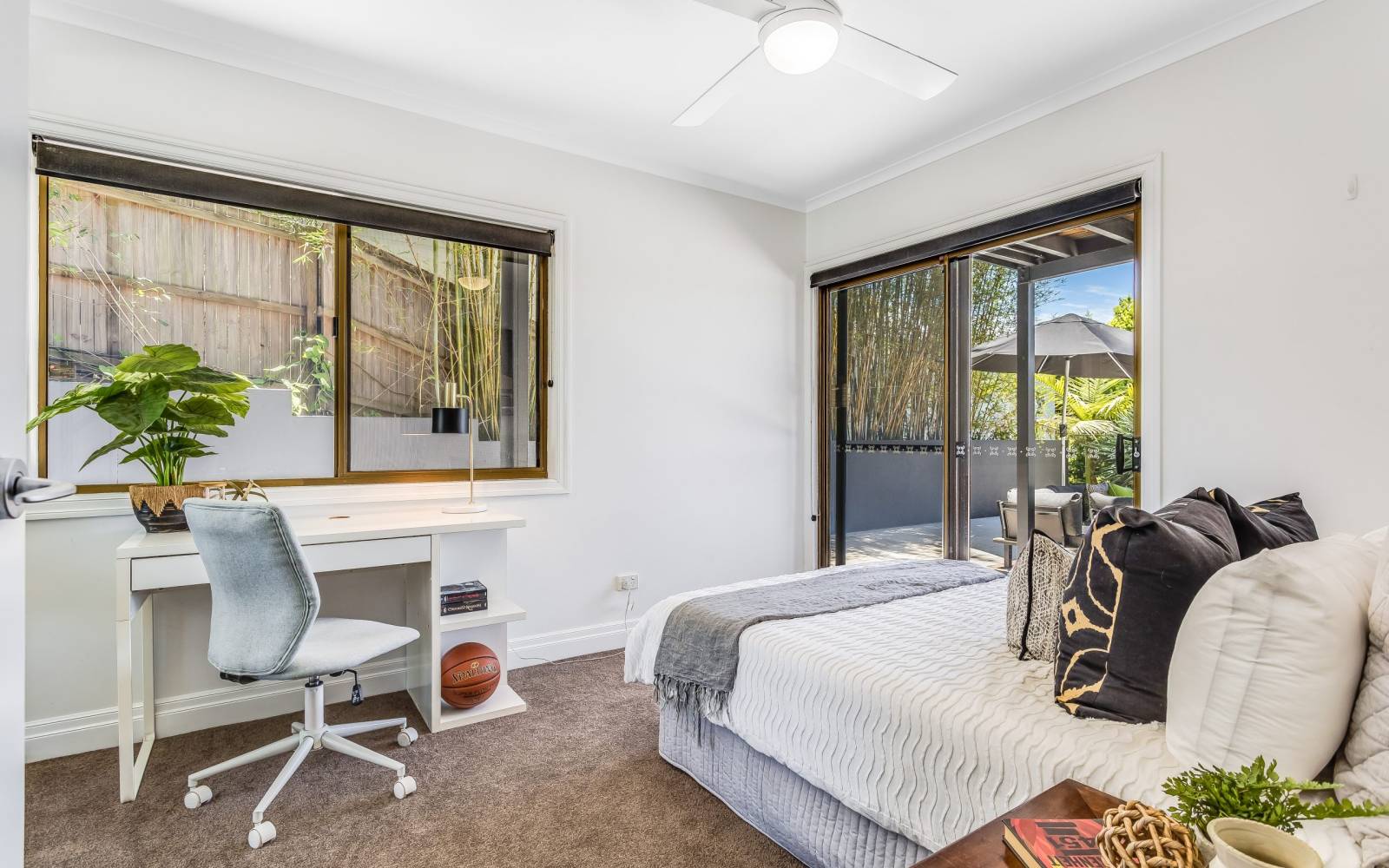 116 Stuartholme Road, BARDON, QLD 4065 AUS