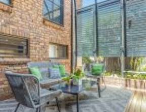 116 Stuartholme Road, BARDON, QLD 4065 AUS