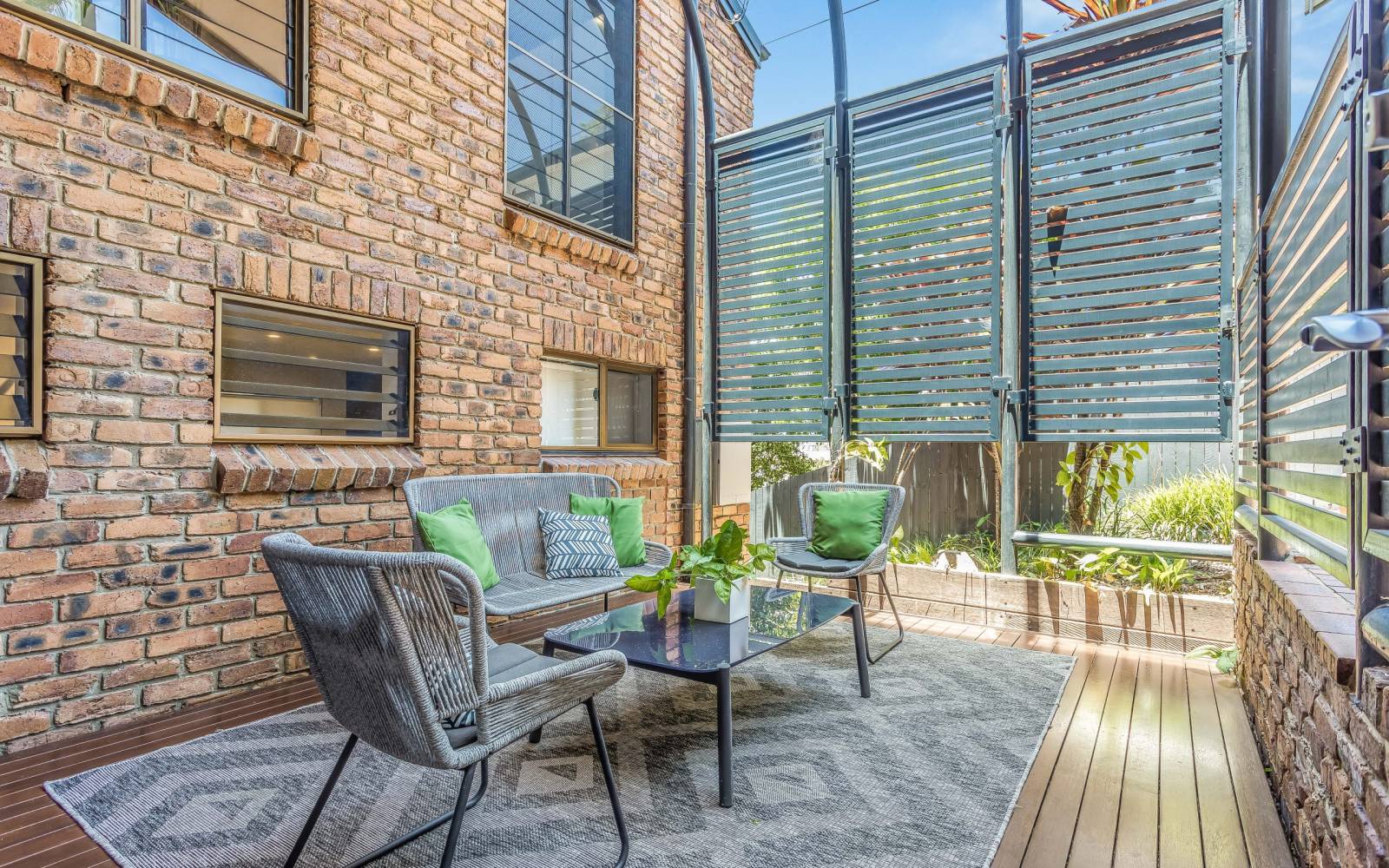 116 Stuartholme Road, BARDON, QLD 4065 AUS