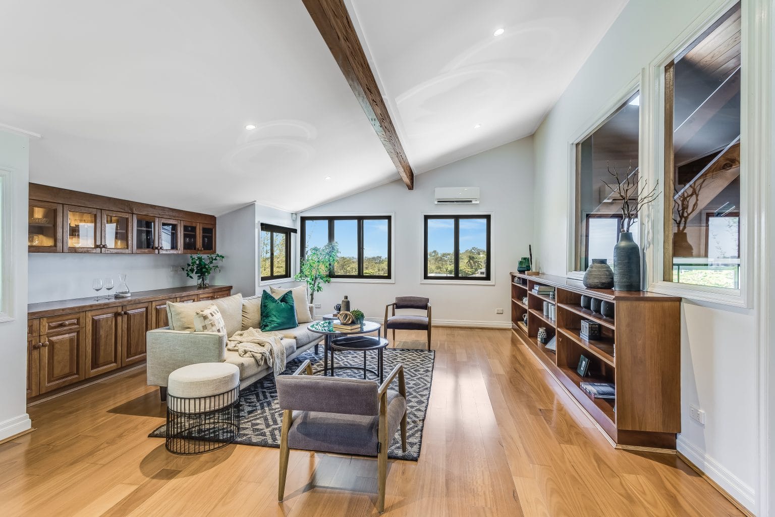 116 Stuartholme Road, BARDON, QLD 4065 AUS