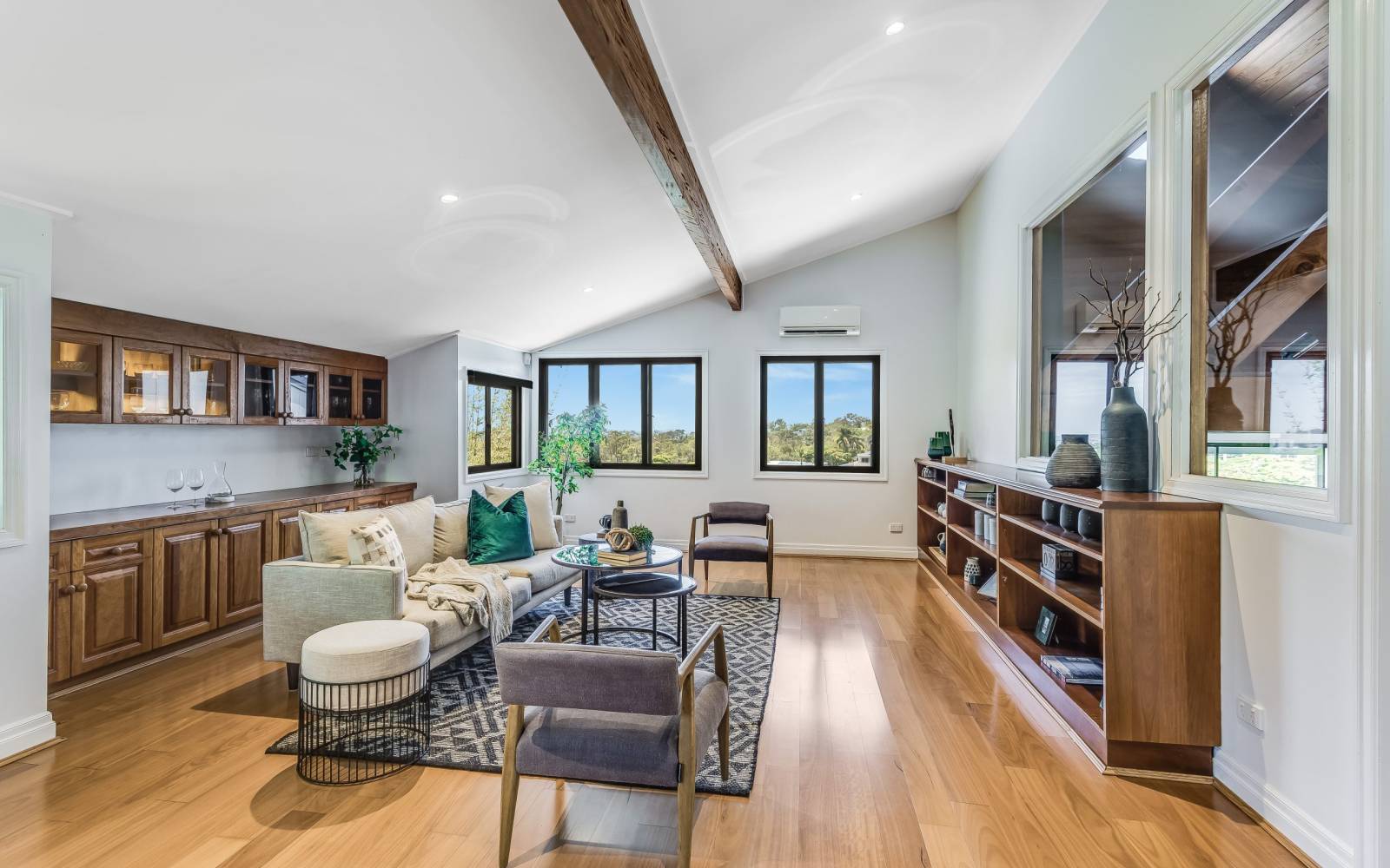 116 Stuartholme Road, BARDON, QLD 4065 AUS