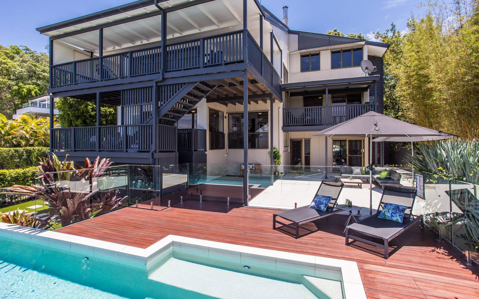 116 Stuartholme Road, BARDON, QLD 4065 AUS