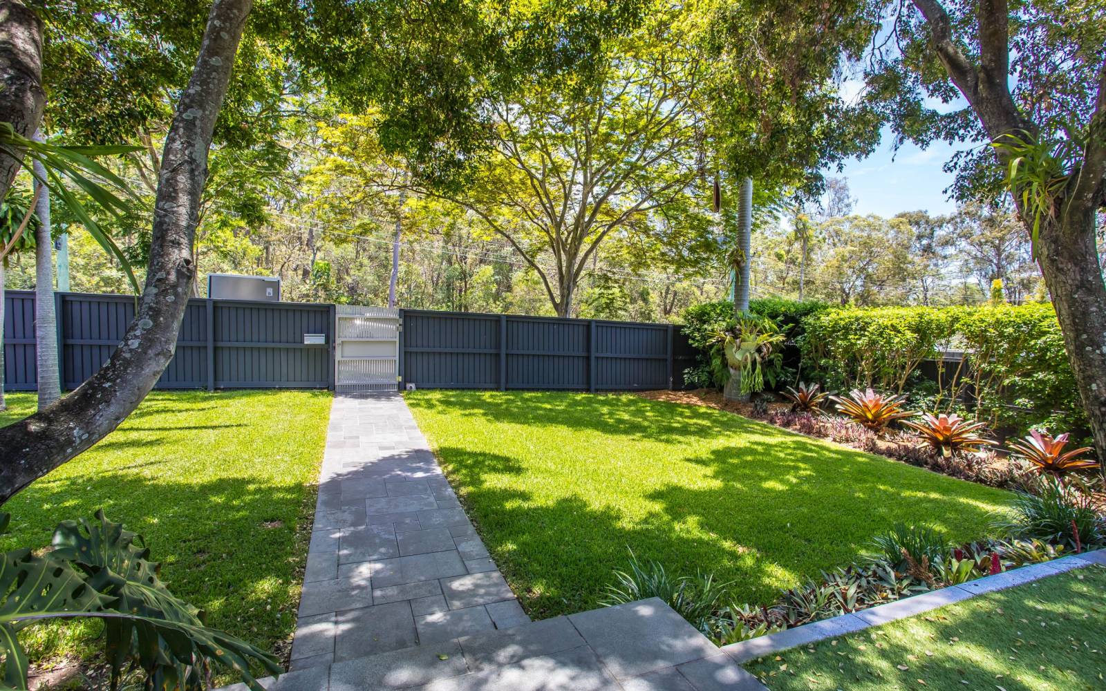 116 Stuartholme Road, BARDON, QLD 4065 AUS