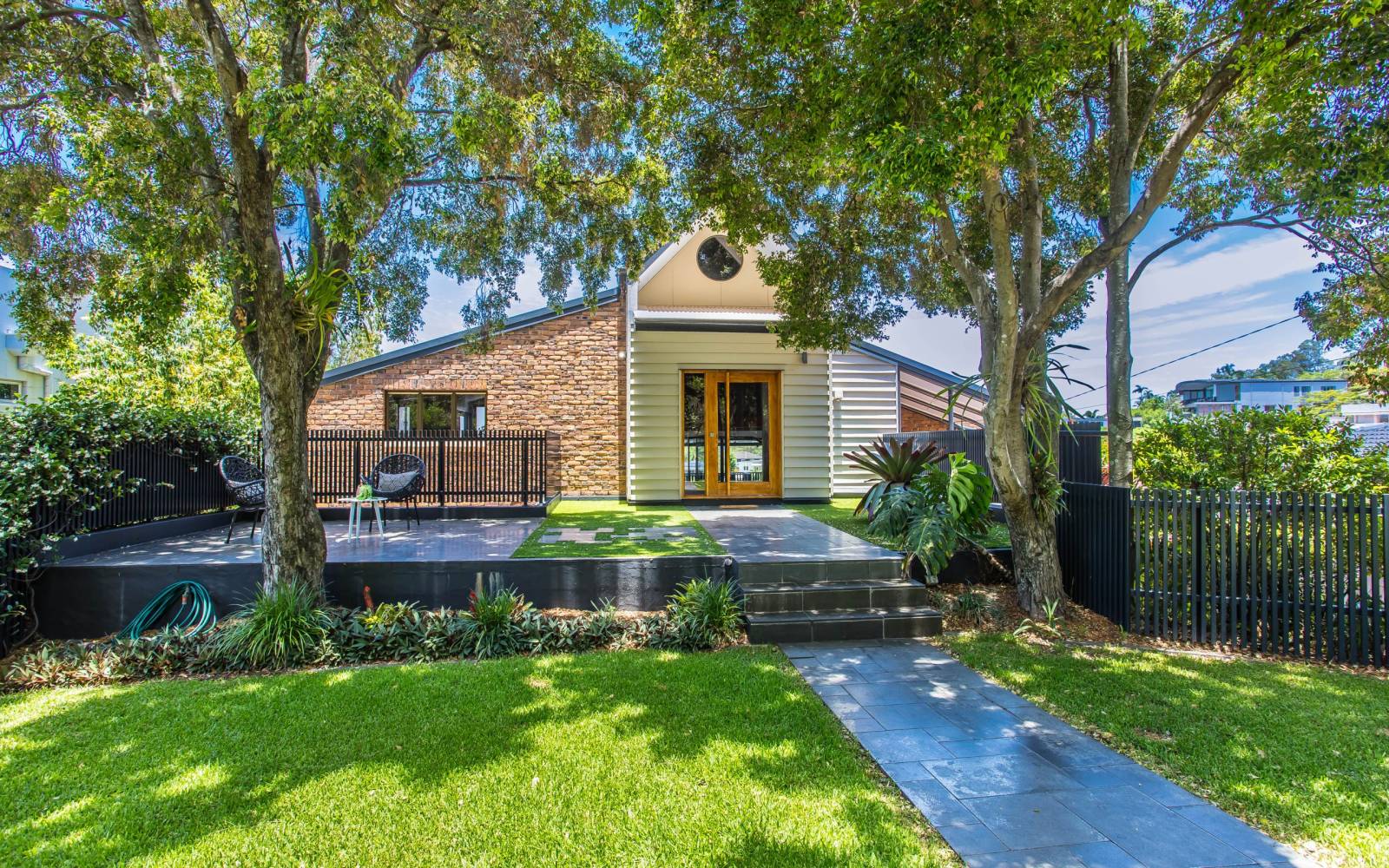 116 Stuartholme Road, BARDON, QLD 4065 AUS