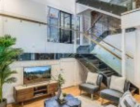 116 Stuartholme Road, BARDON, QLD 4065 AUS