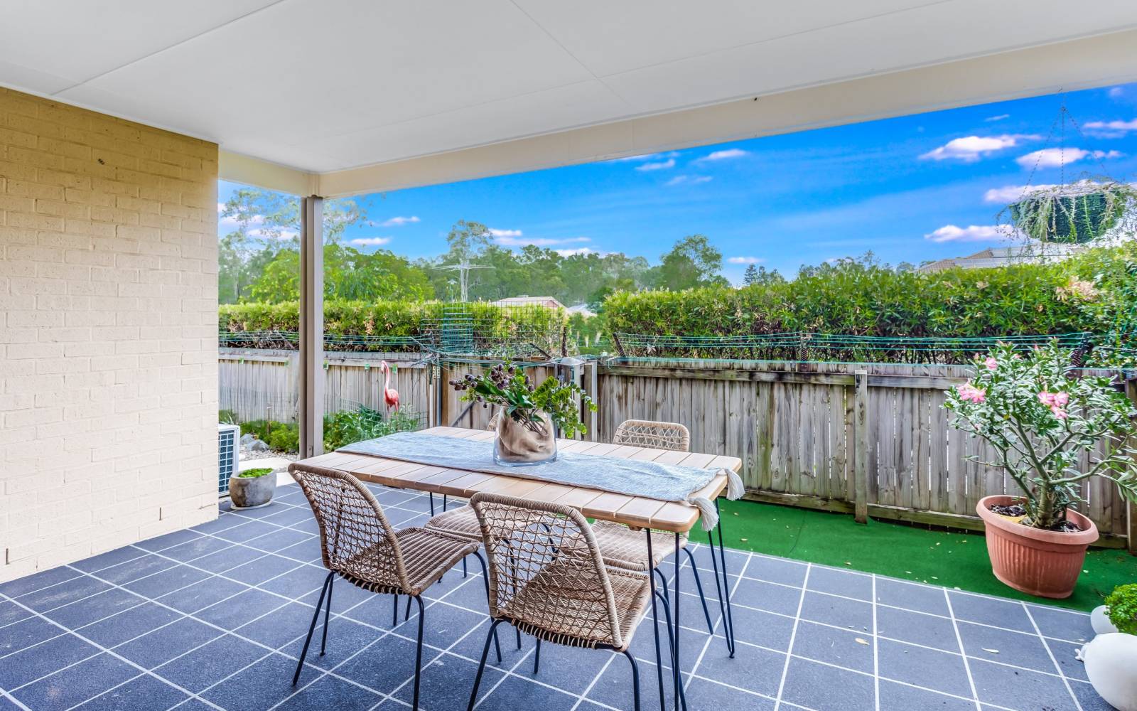 4/98 Joseph Avenue, MOGGILL, QLD 4070 AUS