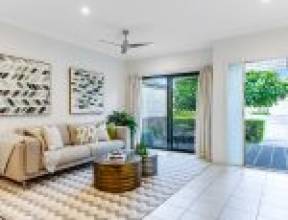 4/98 Joseph Avenue, MOGGILL, QLD 4070 AUS