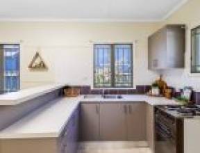 277 Verney Road East, GRACEVILLE, QLD 4075 AUS